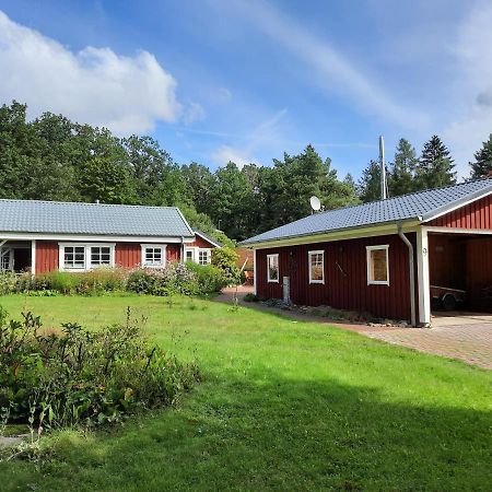 Idyllisches Schwedenhaus In Ruhiger Hanglage Oetzen エクステリア 写真