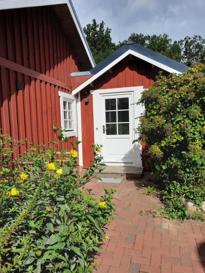 Idyllisches Schwedenhaus In Ruhiger Hanglage Oetzen エクステリア 写真